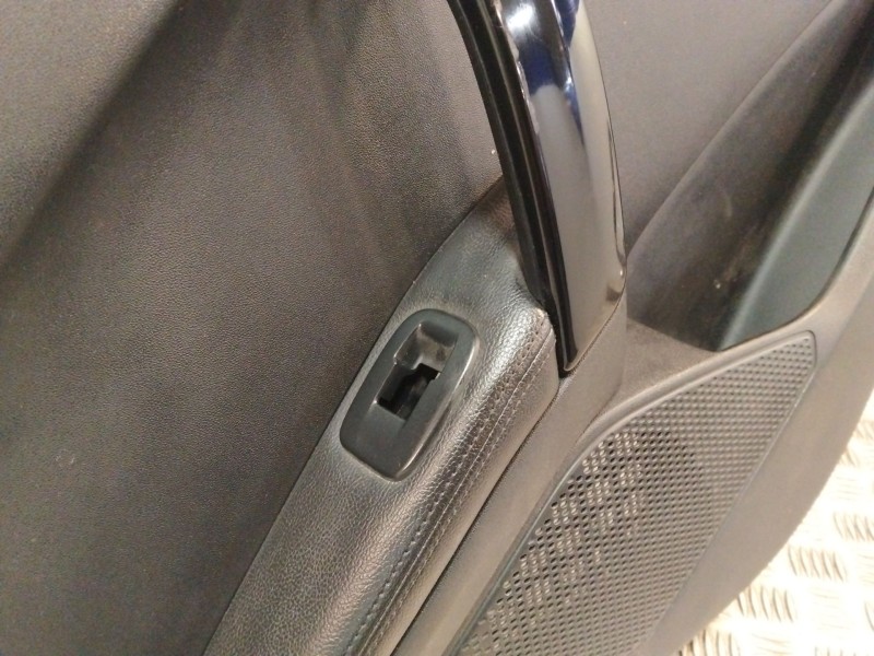 Recambio de guarnecido puerta trasera izquierda para peugeot 208 i (ca_, cc_) 1.6 referencia OEM IAM 491100129542  