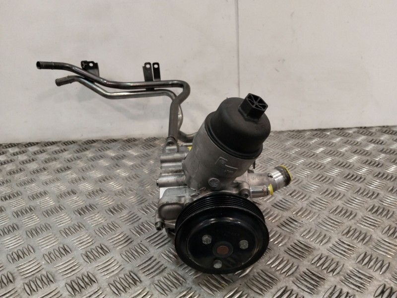 Recambio de bomba aceite para ssangyong tivoli premium 4x2 referencia OEM IAM A6731800065 15L18A019 