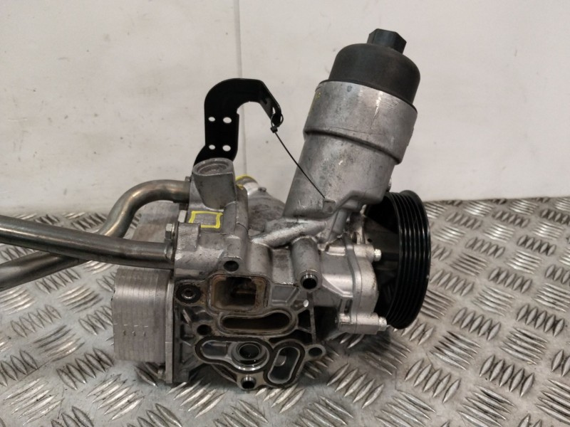 Recambio de bomba aceite para ssangyong tivoli premium 4x2 referencia OEM IAM A6731800065 15L18A019 