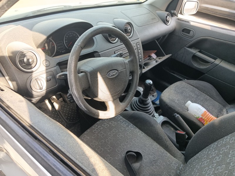 ford fiesta v (jh_, jd_) del año 2003