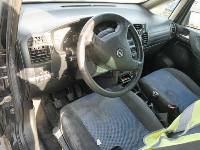 opel zafira a monospace (t98) del año 2004