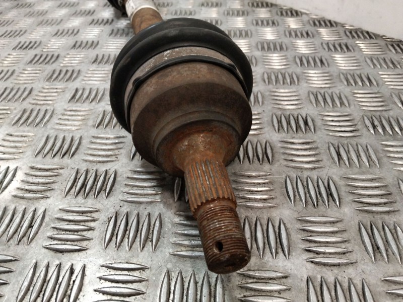 Recambio de transmision delantera izquierda para peugeot 307 cc (3b) 2.0 16v referencia OEM IAM 9812781180 3273AE 32722X