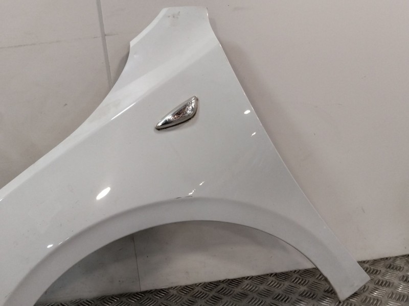 Recambio de aleta delantera izquierda para kia ceed referencia OEM IAM 66311J7010  