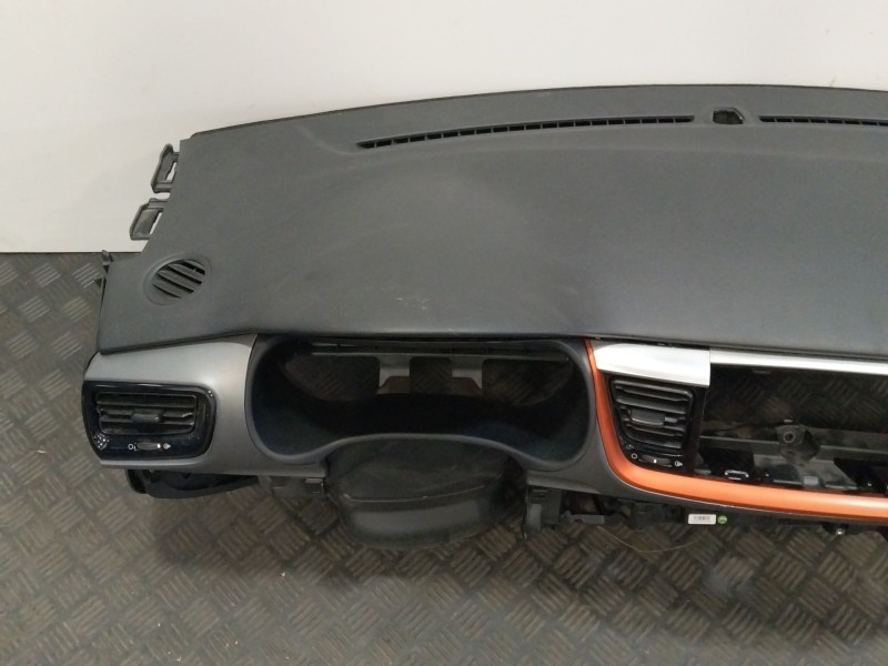 Recambio de salpicadero para kia stonic (yb) 1.0 t-gdi referencia OEM IAM 84710H8AB0WK  