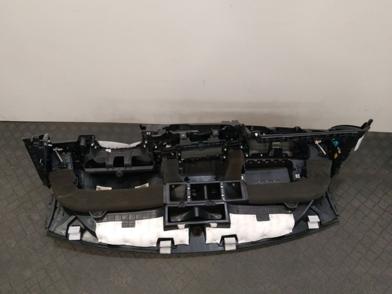Recambio de salpicadero para kia stonic (yb) 1.0 t-gdi referencia OEM IAM 84710H8AB0WK  