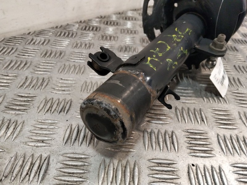 Recambio de amortiguador delantero derecho para peugeot 208 referencia OEM IAM 9820324680  