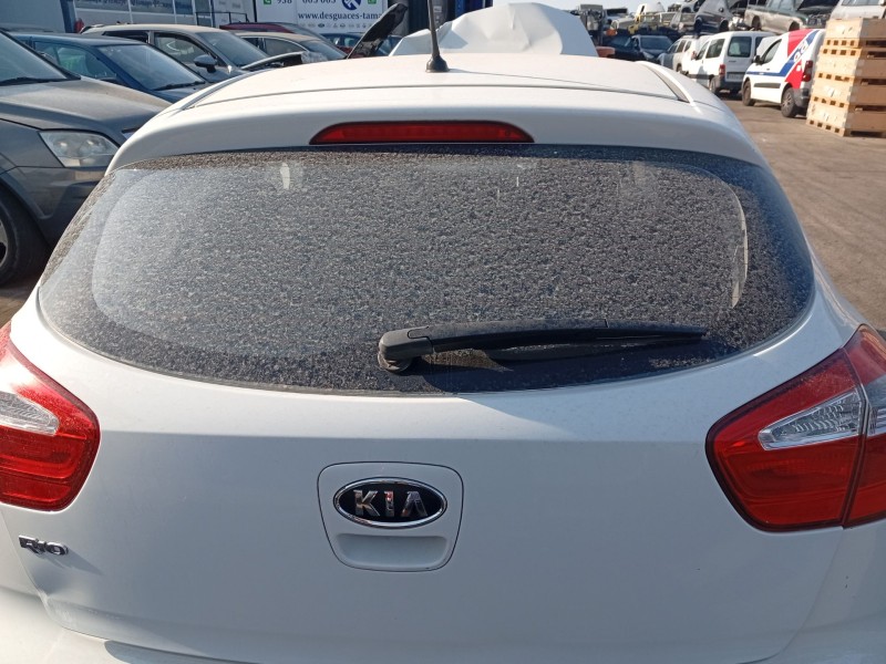 Recambio de brazo limpia trasero para kia rio iii (ub) 1.25 cvvt referencia OEM IAM 988152F000  
