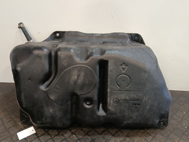 Recambio de deposito combustible para toyota yaris (ksp9/scp9/nlp9) 1.3 cat referencia OEM IAM 771000D091  
