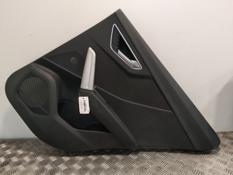 Recambio de guarnecido puerta trasera derecha para audi q2 (gab, gag) 30 tdi referencia OEM IAM 81A867378  