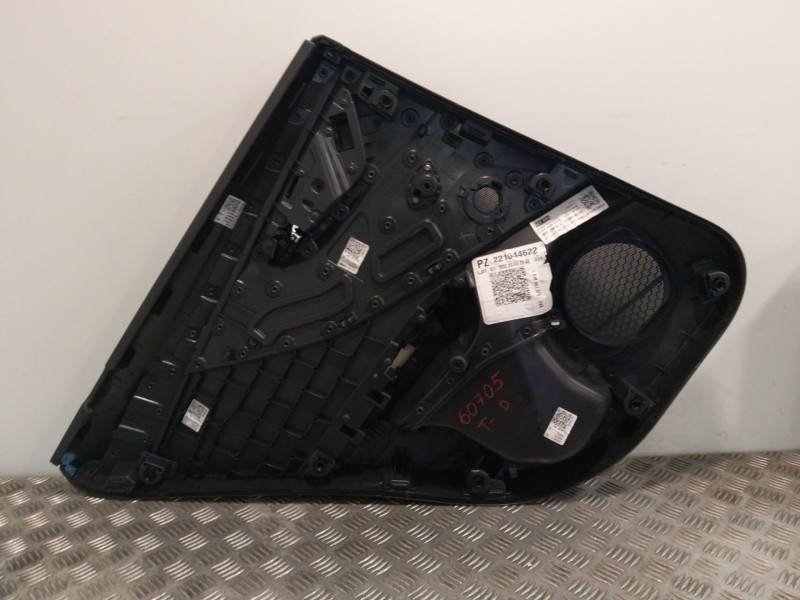 Recambio de guarnecido puerta trasera derecha para audi q2 (gab, gag) 30 tdi referencia OEM IAM 81A867378  