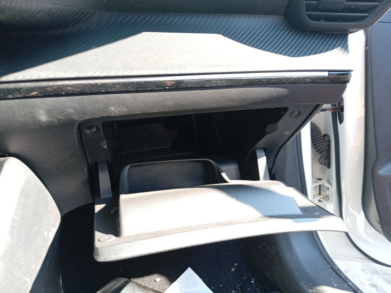 Recambio de guantera para peugeot 208 ii (ub_, up_, uw_, uj_) 1.5 bluehdi 100 referencia OEM IAM 98268276ZD  