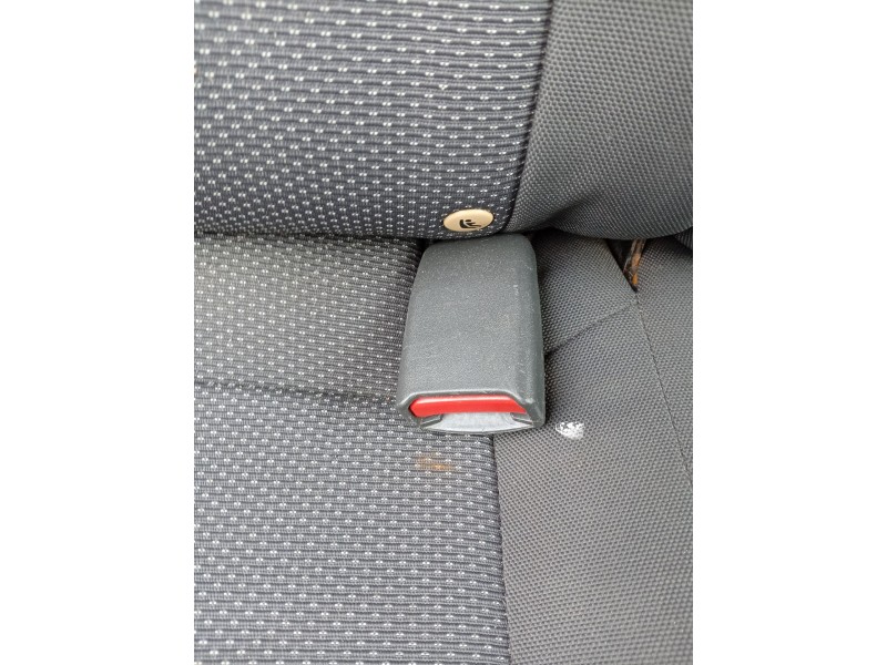 Recambio de enganche cinturon trasero central para chevrolet aveo / kalos hatchback (t250, t255) 1.2 referencia OEM IAM 96438273