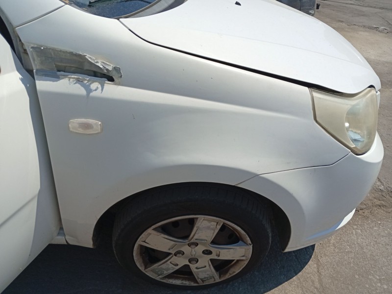 Recambio de aleta delantera derecha para chevrolet aveo / kalos hatchback (t250, t255) 1.2 referencia OEM IAM 95198280  