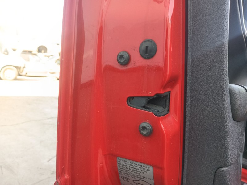 Recambio de cerradura puerta delantera izquierda para audi a3 sportback (8pa) 2.0 tdi 16v referencia OEM IAM   