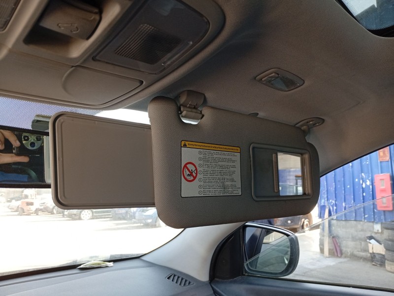 Recambio de parasol derecho para hyundai ix35 (lm, el, elh) 1.7 crdi referencia OEM IAM 852202S580OM  