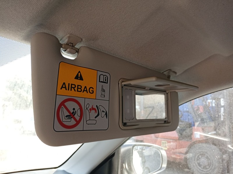 Recambio de parasol derecho para suzuki vitara (ly) 1.0 (apk 310) referencia OEM IAM 8480161M216GS  
