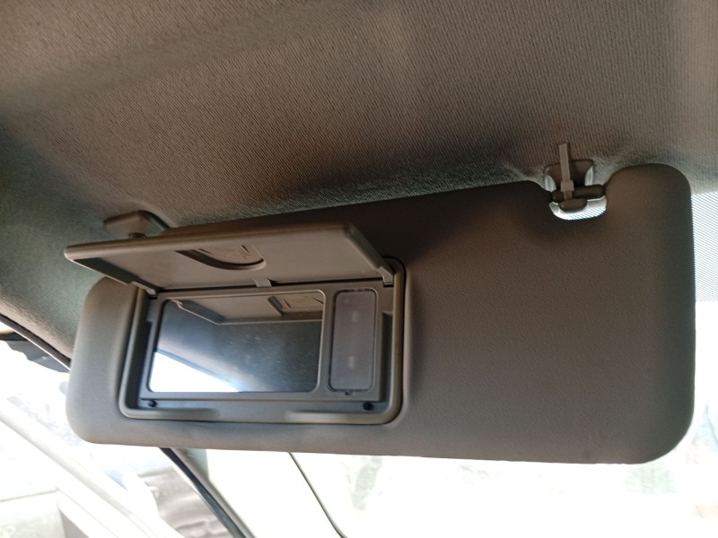 Recambio de parasol izquierdo para suzuki vitara (ly) 1.0 (apk 310) referencia OEM IAM 8480261M206GS  