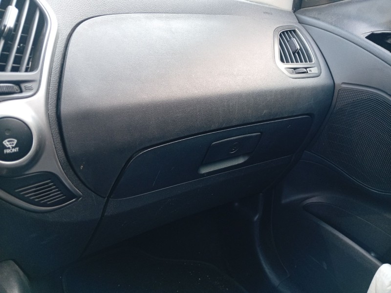 Recambio de guantera para hyundai ix35 (lm, el, elh) 1.7 crdi referencia OEM IAM 845102Y1009P  