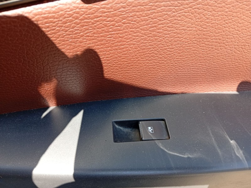 Recambio de mando elevalunas delantero derecho para opel antara a (l07) 2.0 cdti referencia OEM IAM 96628738  