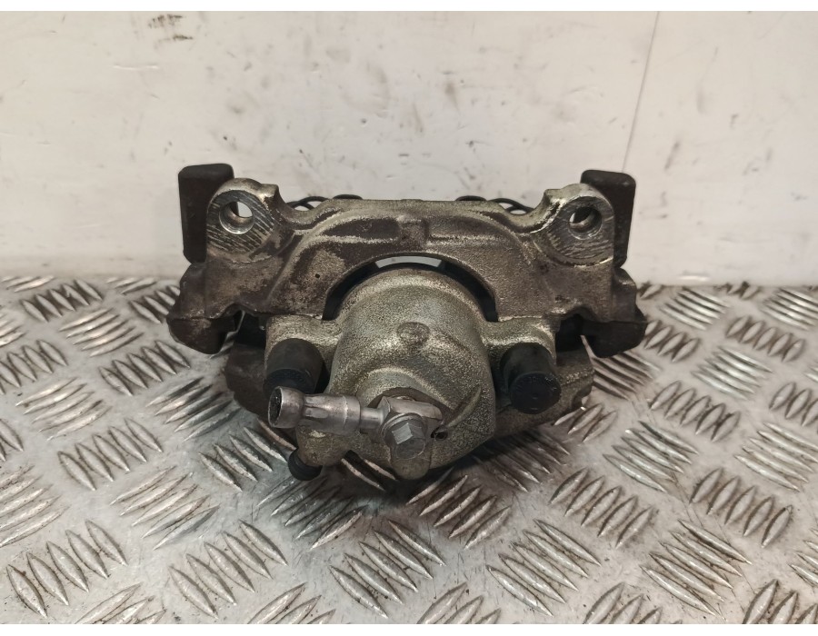 Recambio de pinza freno delantera derecha para audi a3 sportback (8pa) 2.0 tdi 16v referencia OEM IAM   