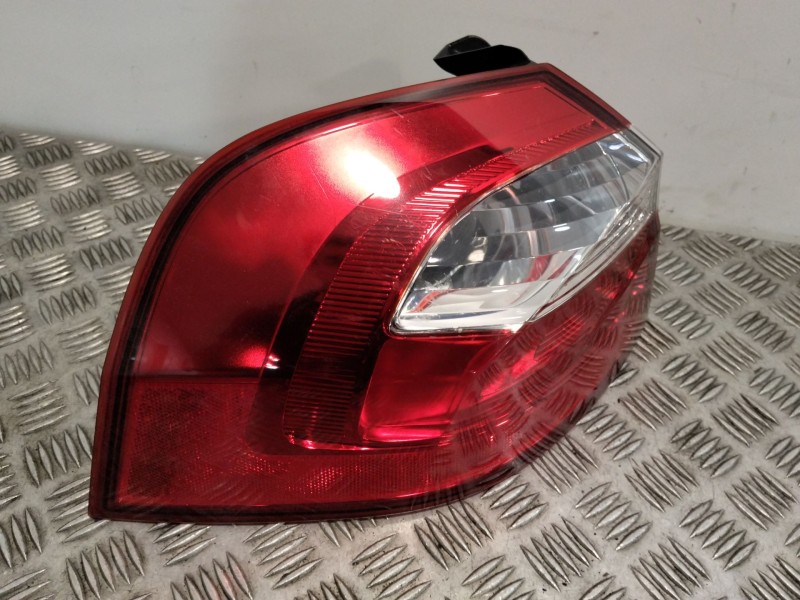 Recambio de piloto trasero izquierdo para kia rio iii (ub) 1.2 cvvt referencia OEM IAM 924011W2 924011W210 