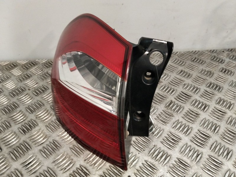 Recambio de piloto trasero izquierdo para kia rio iii (ub) 1.2 cvvt referencia OEM IAM 924011W2 924011W210 