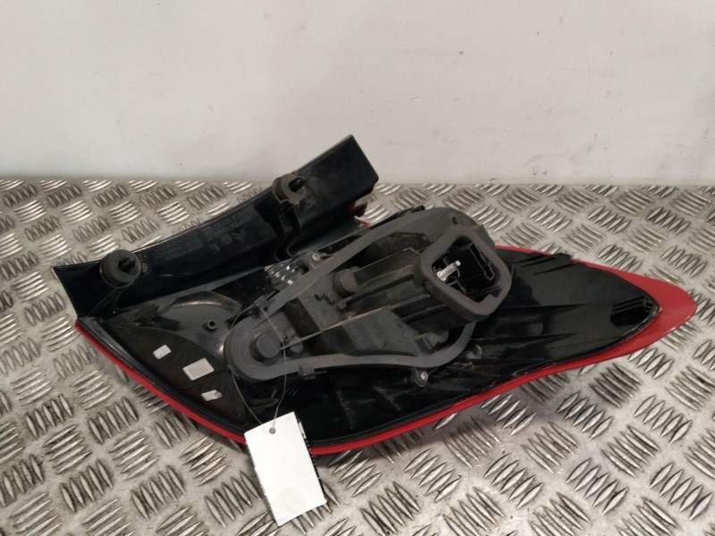 Recambio de piloto trasero izquierdo para citroën c4 ii (nc_) 1.6 hdi 115 referencia OEM IAM 968731218002  