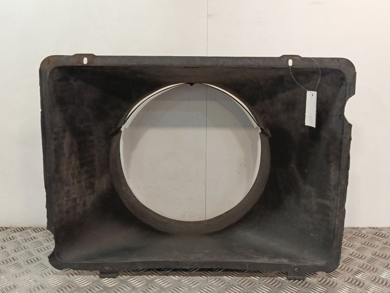 Recambio de canalizador de aire para nissan patrol (k/w160) 2.8 referencia OEM IAM 121004210  