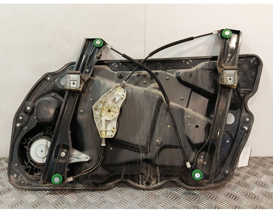 Recambio de elevalunas delantero izquierdo para volkswagen passat b6 variant (3c5) 2.0 tdi 16v referencia OEM IAM 3C1837755K  