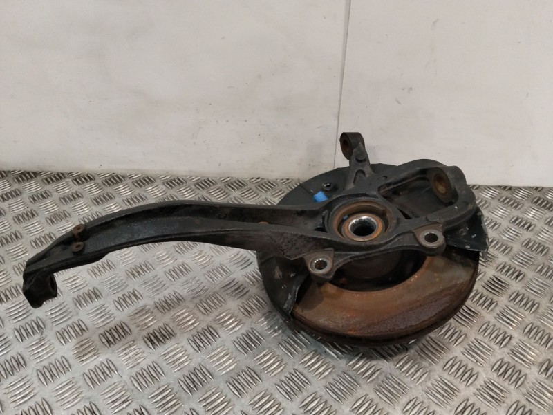 Recambio de mangueta delantera derecha para volkswagen touareg (7la) referencia OEM IAM 7L6407258A  