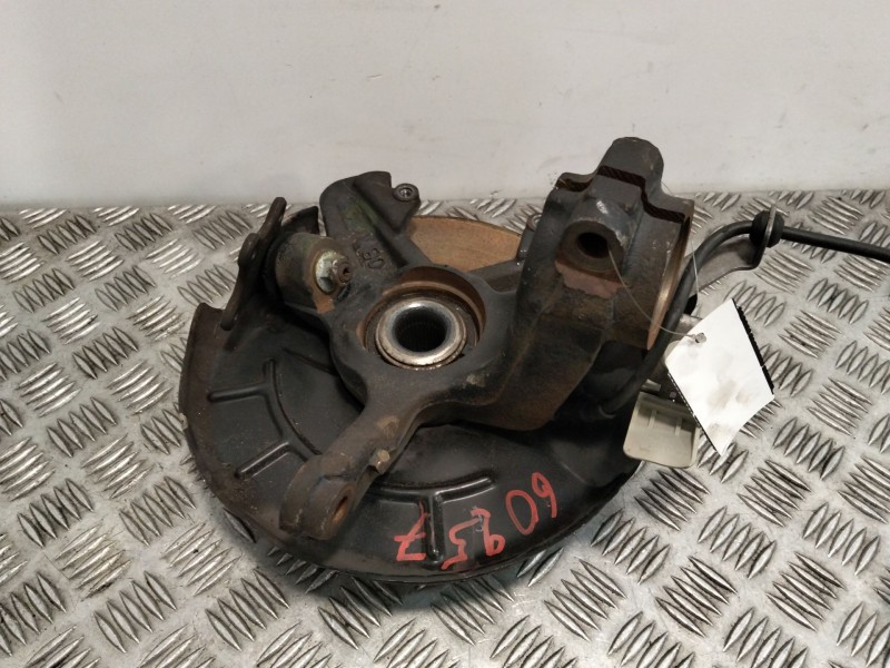 Recambio de mangueta delantera derecha para volkswagen polo iv (9n_, 9a_) 1.4 tdi referencia OEM IAM   