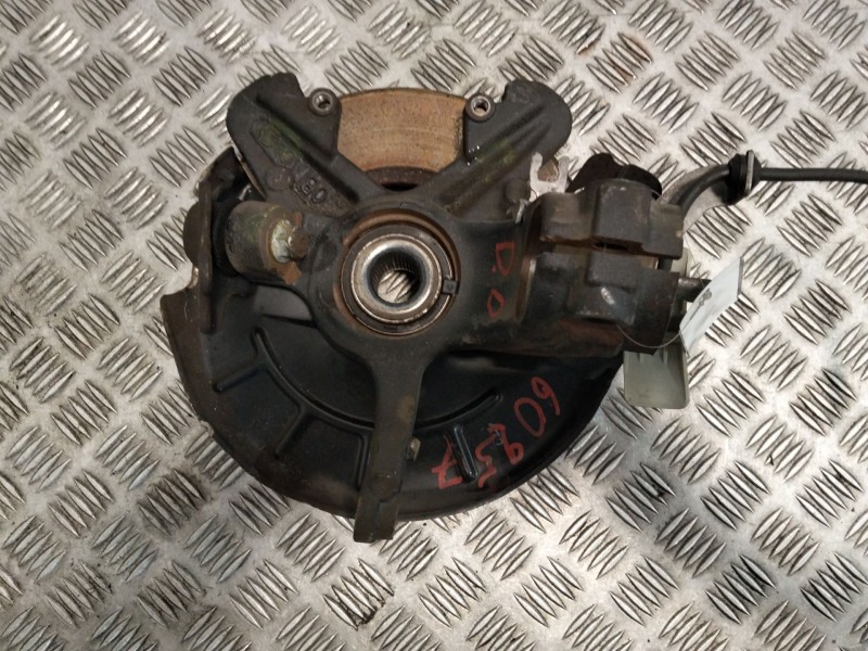 Recambio de mangueta delantera derecha para volkswagen polo iv (9n_, 9a_) 1.4 tdi referencia OEM IAM   