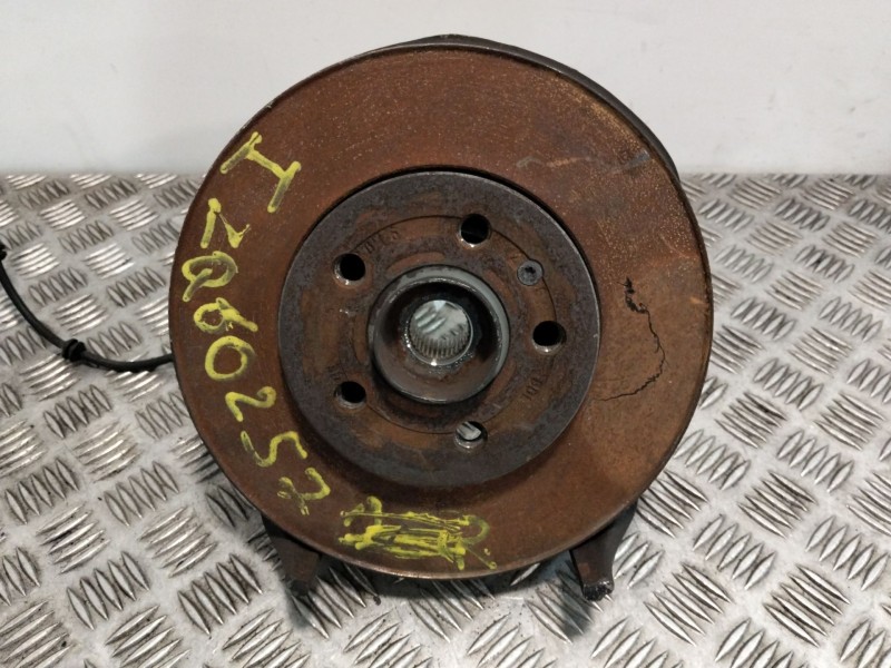 Recambio de mangueta delantera izquierda para volkswagen polo iv (9n_, 9a_) 1.4 tdi referencia OEM IAM 6Q0615311  
