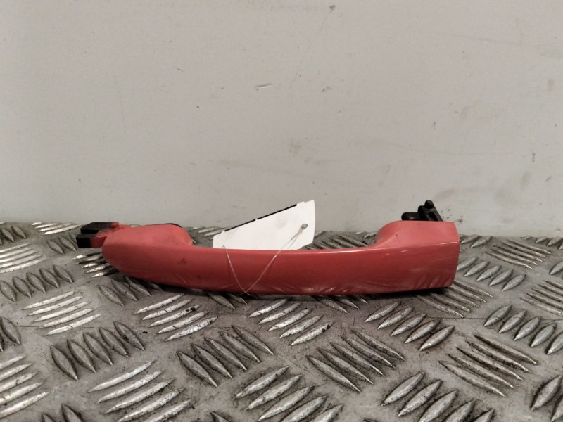Recambio de maneta exterior delantera derecha para ford ka (ru8) 1.2 referencia OEM IAM 242219  