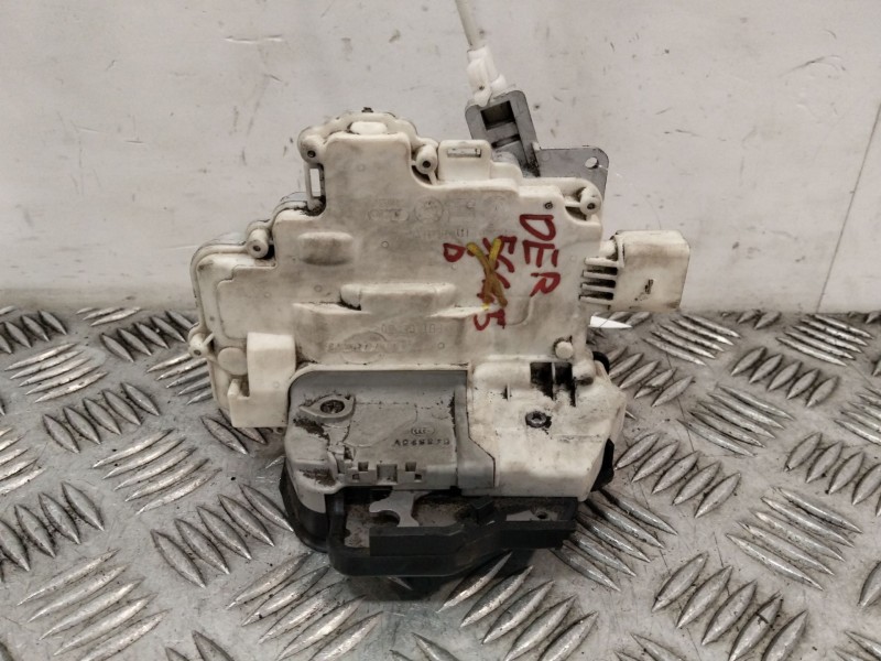 Recambio de cerradura puerta delantera izquierda para seat altea xl (5p5, 5p8) 1.6 tdi referencia OEM IAM A046879  