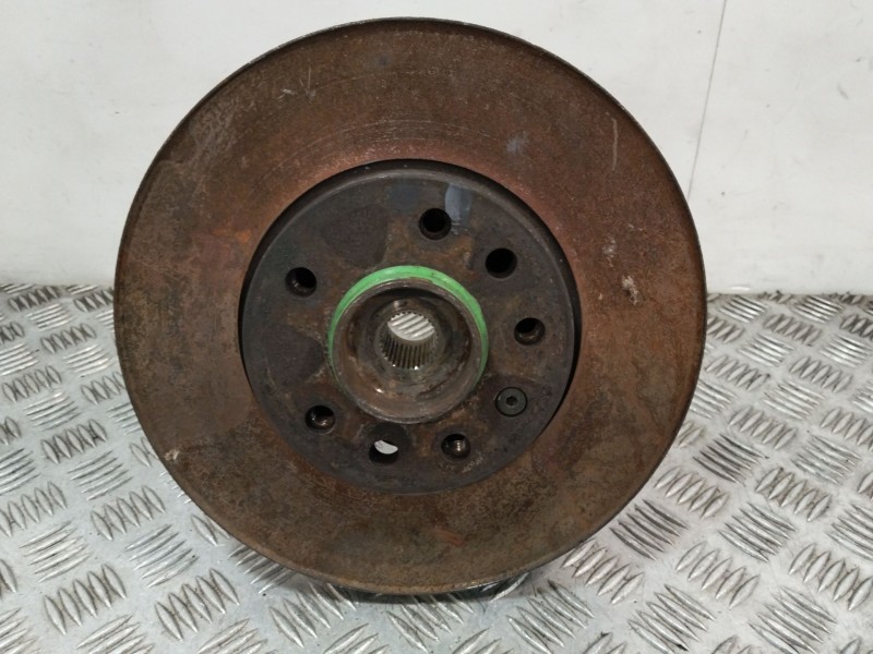 Recambio de mangueta delantera izquierda para opel astra h (a04) 1.7 cdti (l48) referencia OEM IAM 13156041  