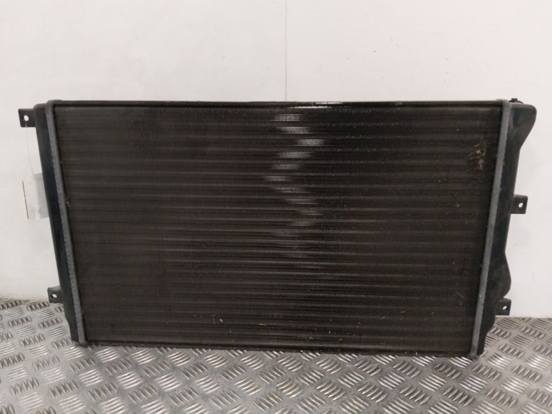 Recambio de radiador agua para seat leon (1p1) 1.4 tsi referencia OEM IAM 1K0121253BB  