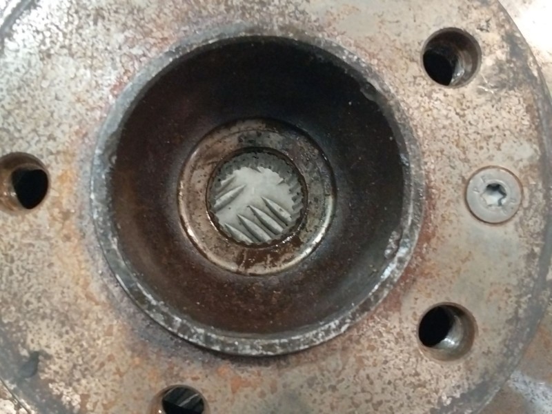 Recambio de mangueta delantera derecha para renault master ii furgoneta (fd) 2.5 dci referencia OEM IAM 8200642123  