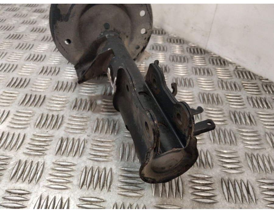 Recambio de amortiguador delantero derecho para fiat nuova 500 (150) 1.2 cat referencia OEM IAM 51871679  