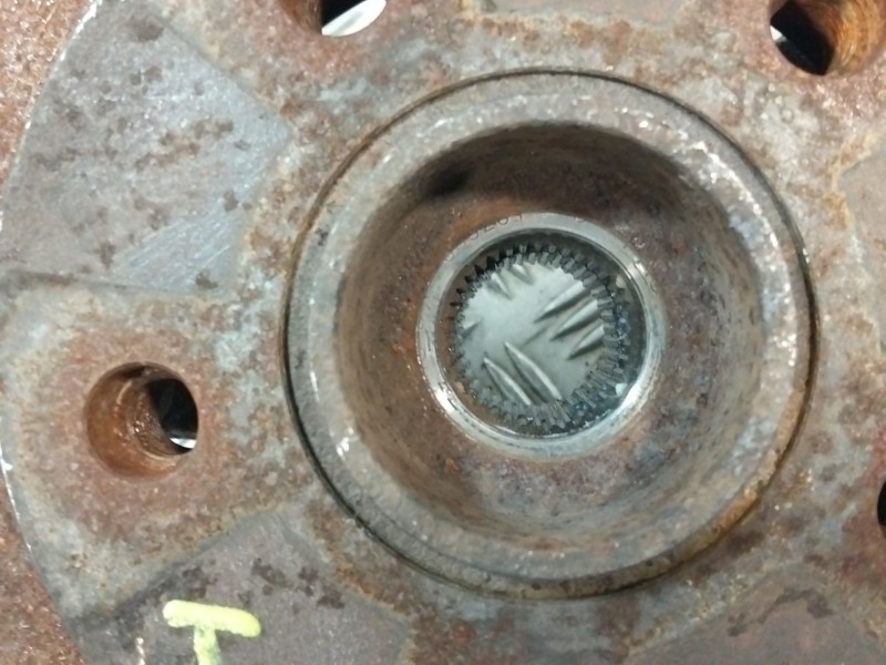 Recambio de mangueta delantera izquierda para volkswagen touareg (7la) referencia OEM IAM 7L6407257A  