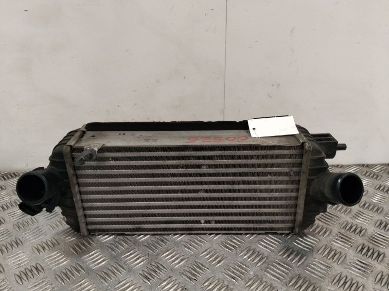 Recambio de intercooler para kia carens iv 1.7 crdi referencia OEM IAM 282702A820  