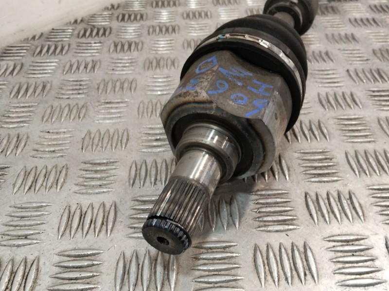 Recambio de transmision delantera izquierda para kia carens iv 1.7 crdi referencia OEM IAM 49500A4300SJ  