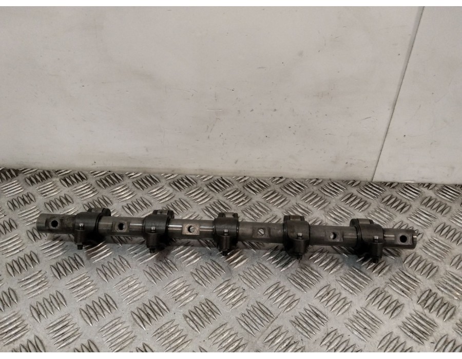 Recambio de arbol de levas para land rover discovery ii (l318) 2.5 td5 4x4 referencia OEM IAM V274860  