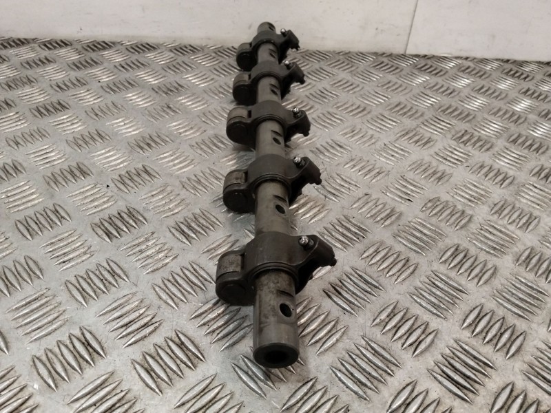 Recambio de arbol de levas para land rover discovery ii (l318) 2.5 td5 4x4 referencia OEM IAM V274860  