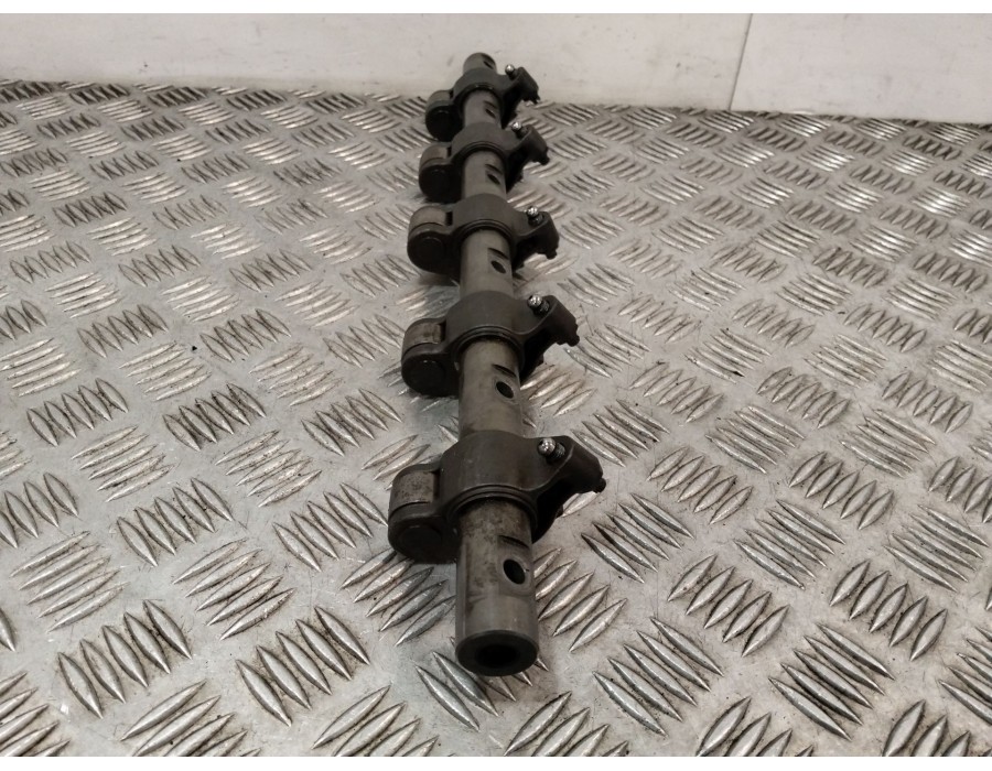 Recambio de arbol de levas para land rover discovery ii (l318) 2.5 td5 4x4 referencia OEM IAM V274860  