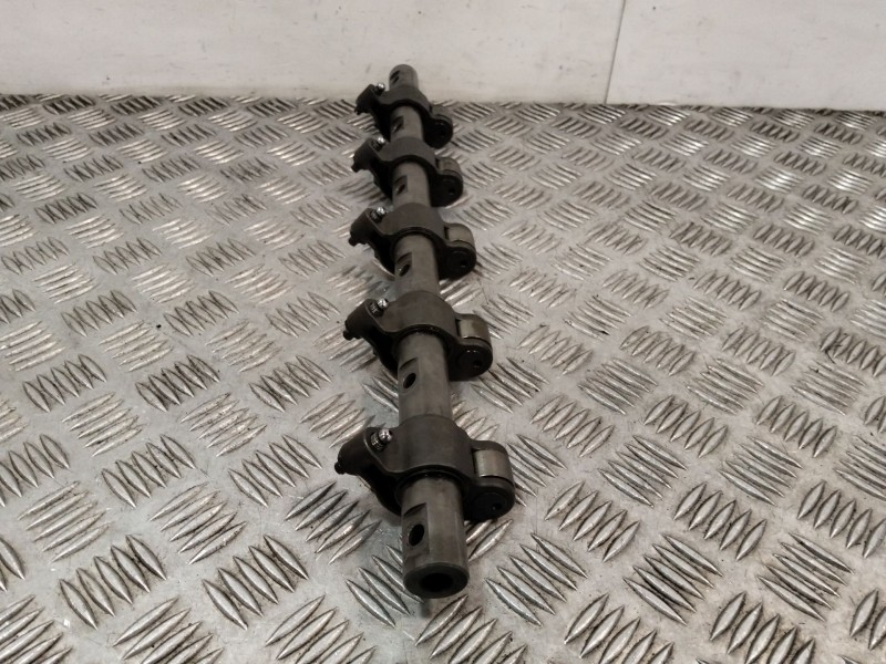 Recambio de arbol de levas para land rover discovery ii (l318) 2.5 td5 4x4 referencia OEM IAM V274860  