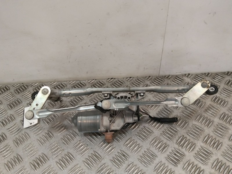 Recambio de motor limpia delantero para ford ka (ru8) 1.2 referencia OEM IAM 1592009310  