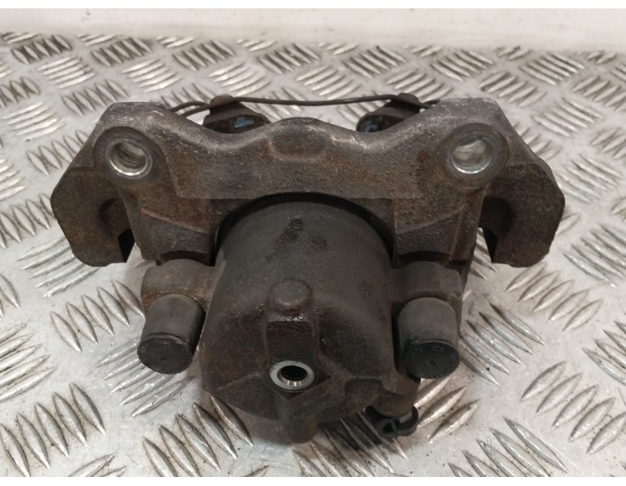 Recambio de pinza freno delantera izquierda para opel astra h (a04) 1.7 cdti (l48) referencia OEM IAM FN35725  