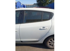 Recambio de puerta trasera izquierda para renault megane iii hatchback (bz0/1_, b3_) 1.6 16v (bz1b, bz1h) referencia OEM IAM 821