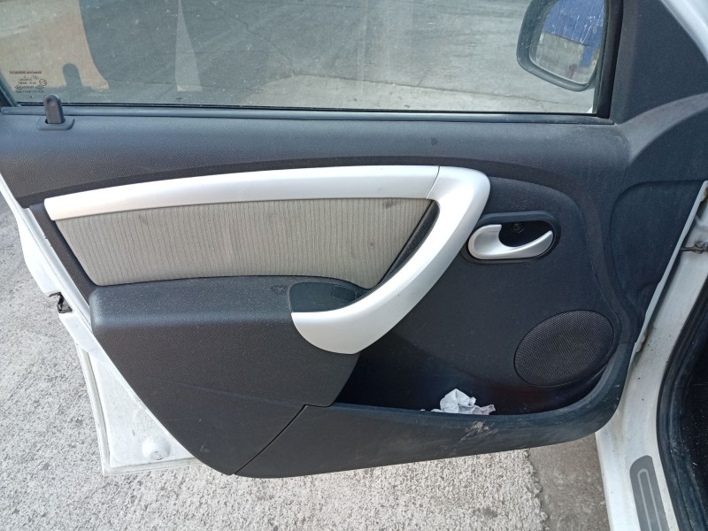 Recambio de elevalunas delantero izquierdo para dacia logan (ls_) 1.5 dci (ls0w) referencia OEM IAM 8200901106  